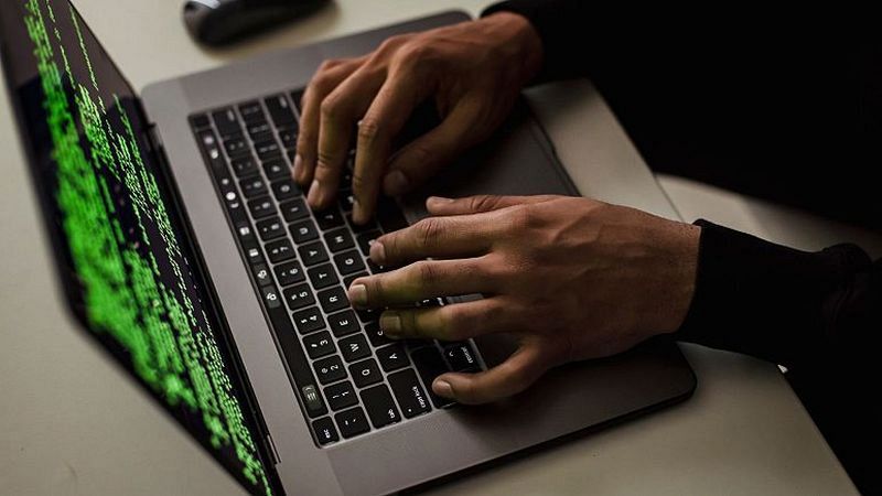 Четыре простых способа улучшить Вашу онлайн-безопасность и защитить данные от хакеров