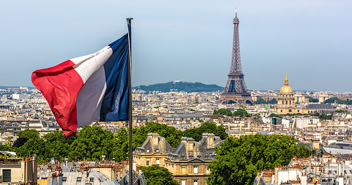 Франция получила очередное предупреждение по поводу своего кредитного рейтинга