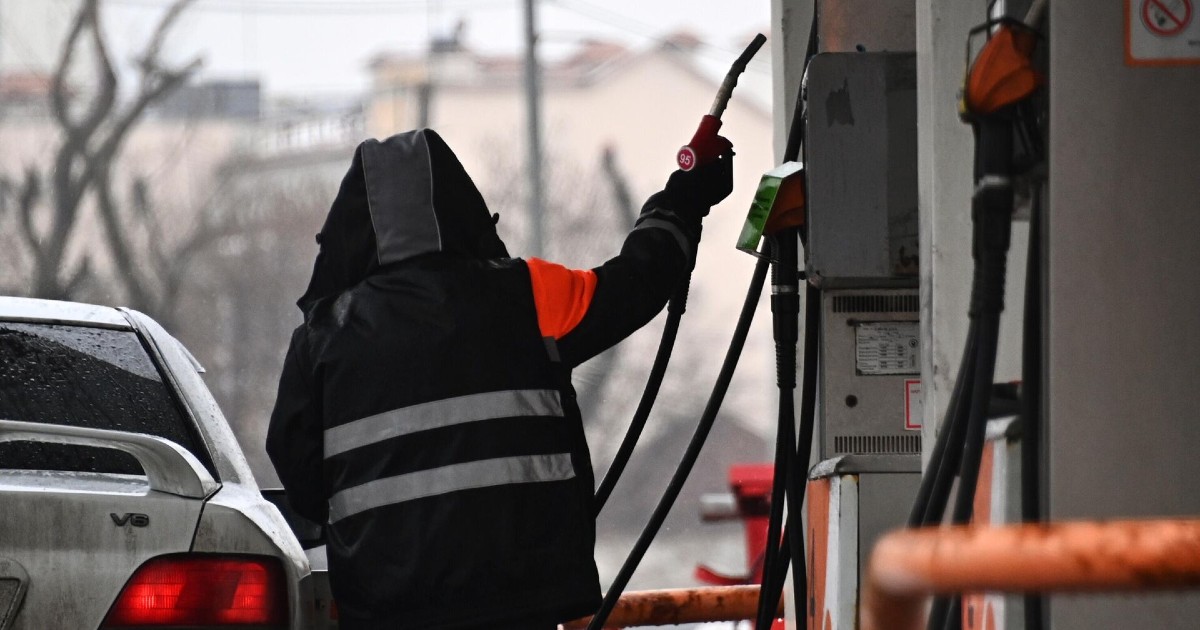 Россия попросит помощи у Казахстана в случае дефицита бензина — Reuters